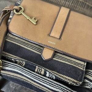 FOSSIL Kinley Leather & Fabric Small Crossbody Purse W/ Key Black & White Stripe